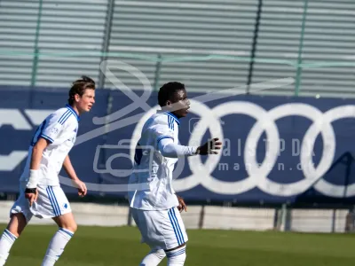 110426-161006-JT105304-6000-x-4000